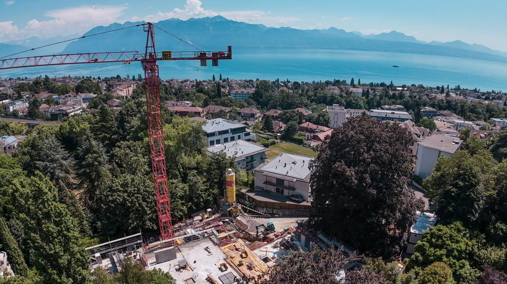 BAU IN GANG! Seltene Privatparzelle im Zentrum von Lausanne