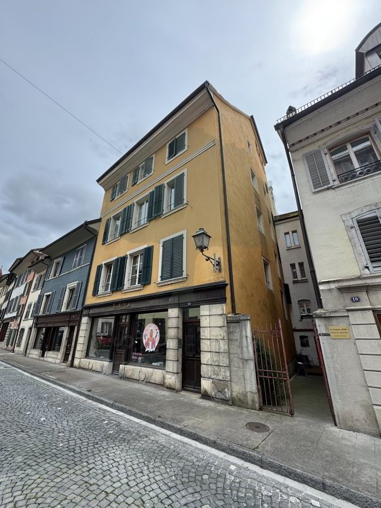 null rooms House to buy in Porrentruy - image 1/3