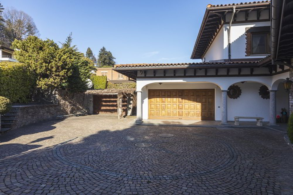11 Zimmer Haus zum verkaufen in Savosa - Bild 1/13