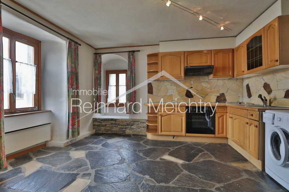 Maison null pièces à acheter à Leuk Stadt - image 1/13