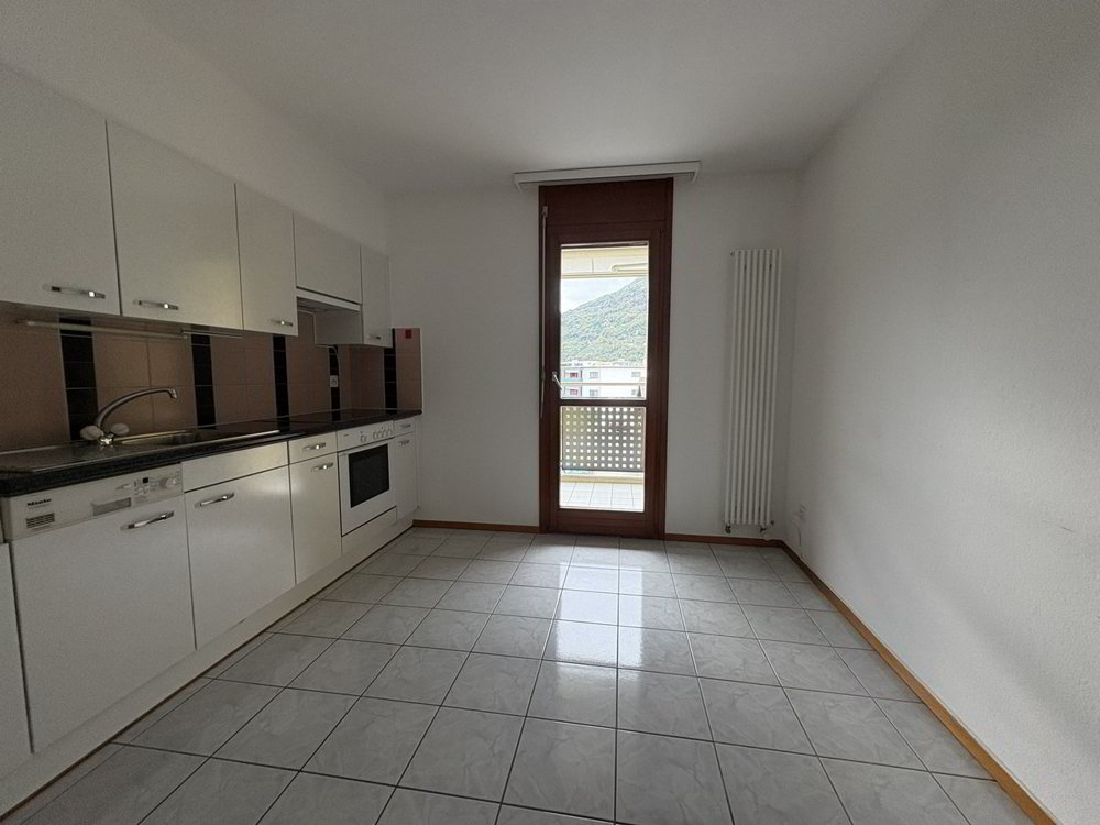 2 Zimmer Wohnung zu vermieten in Sementina - Bild 1/11