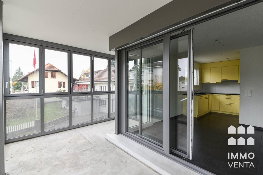 Appartement 4 pièces à acheter à Brügg BE - image 1/13