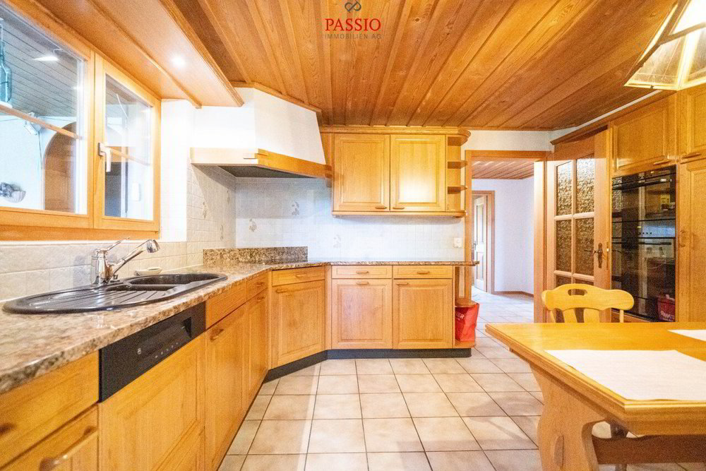 Maison 8 pièces à acheter à Tschugg - image 1/13