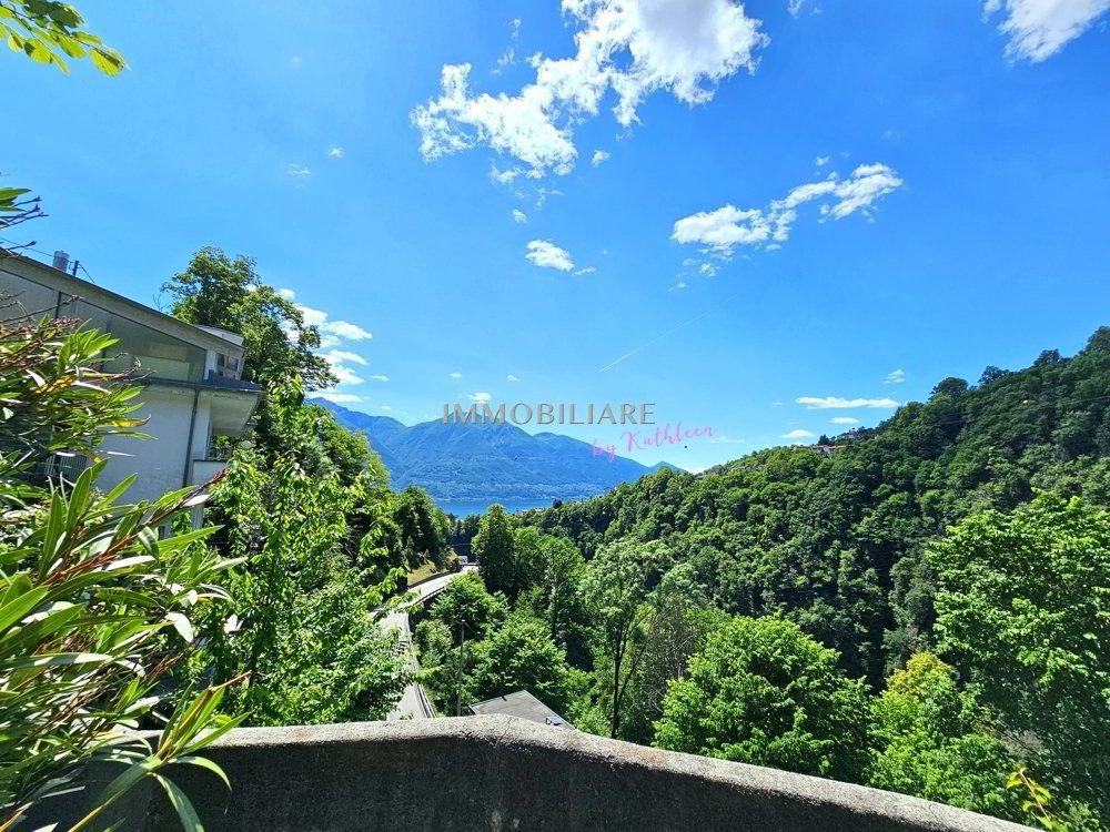 Casa di 4 locali in vendita a Gordola - immagine 1/13