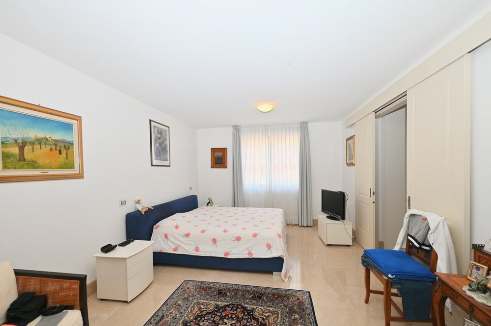 7 Zimmer Wohnung zum verkaufen in Viganello - Bild 1/13
