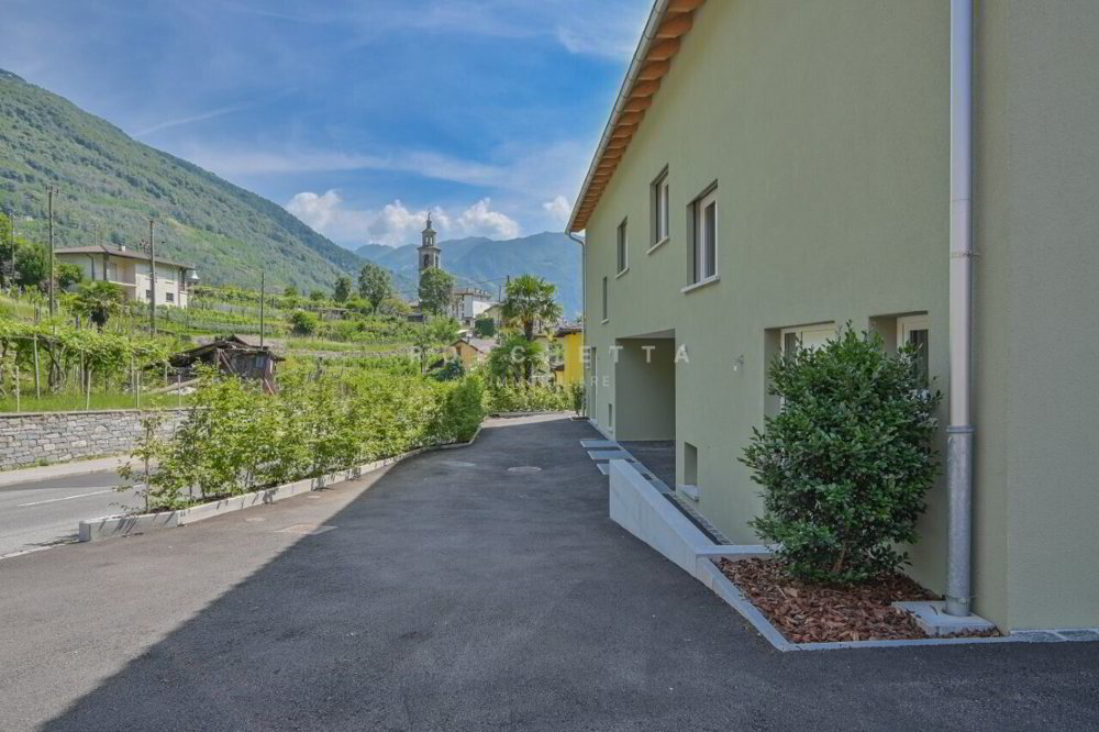 4 rooms House to buy in Intragna - image 1/13