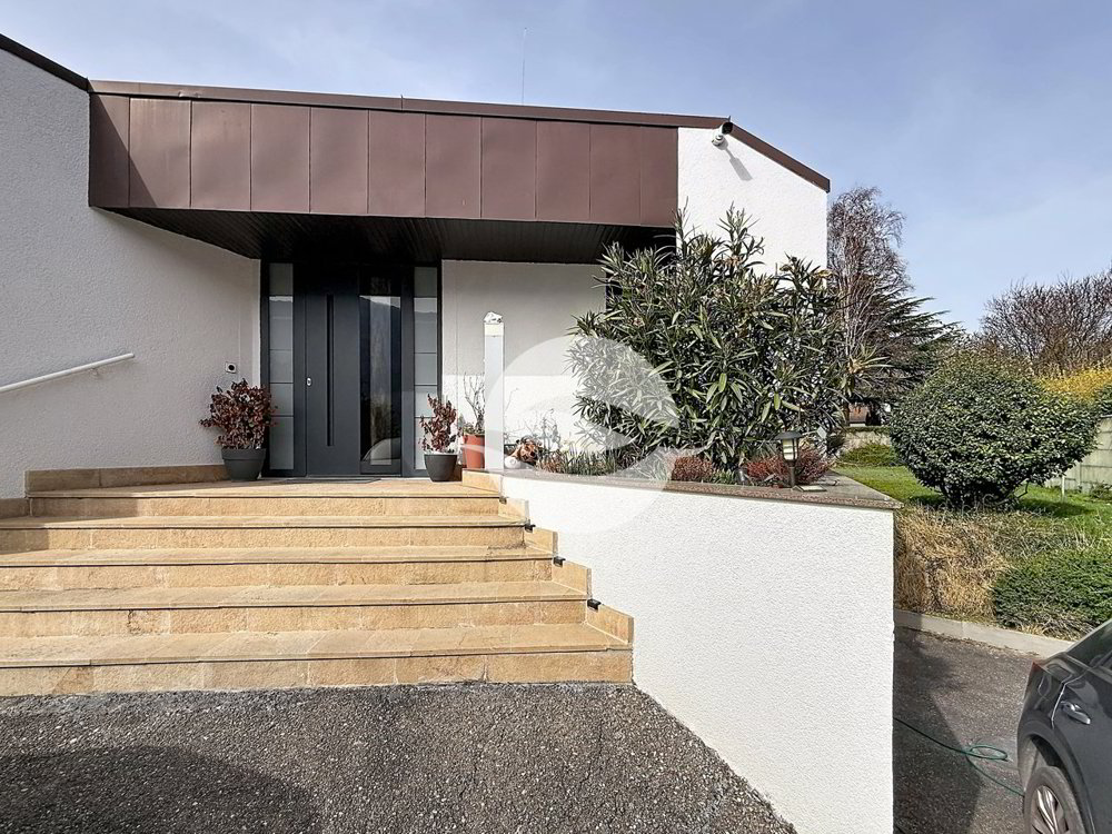 Casa di 9 locali in affitto a Vessy - immagine 1/11