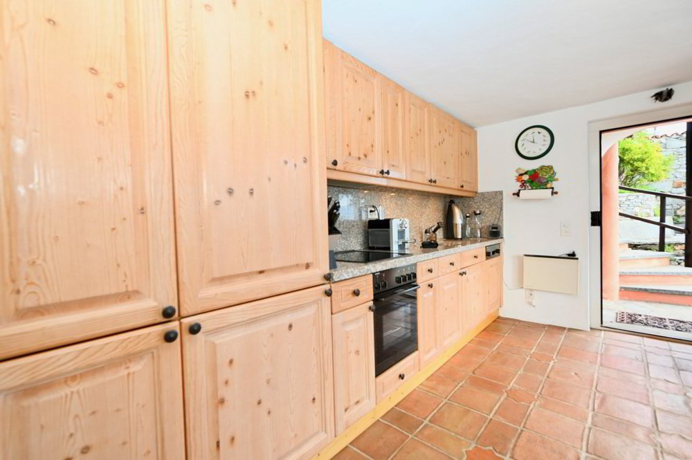3 rooms House to buy in Ronco sopra Ascona - image 1/13