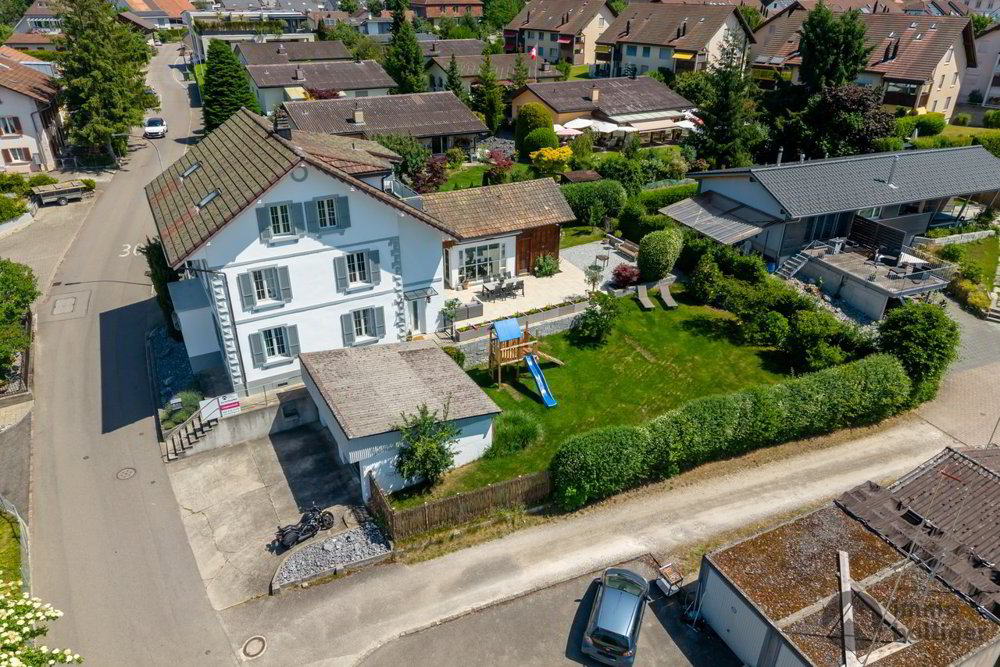 Maison 8 pièces à acheter à Oftringen - image 1/13