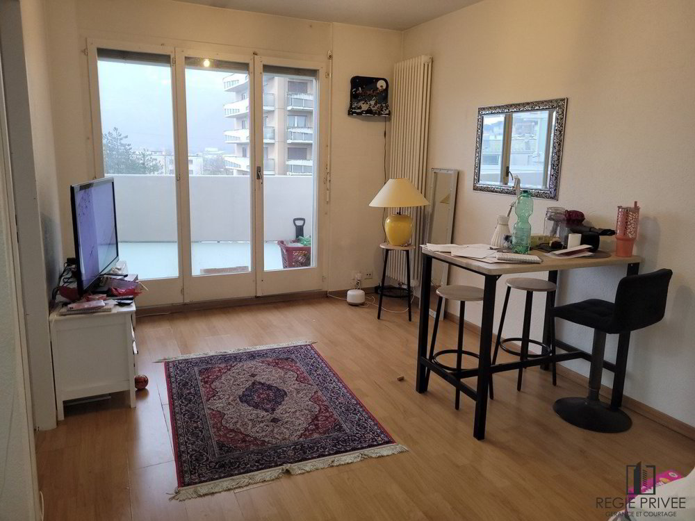 2 Zimmer Wohnung zu vermieten in Sierre - Bild 1/8