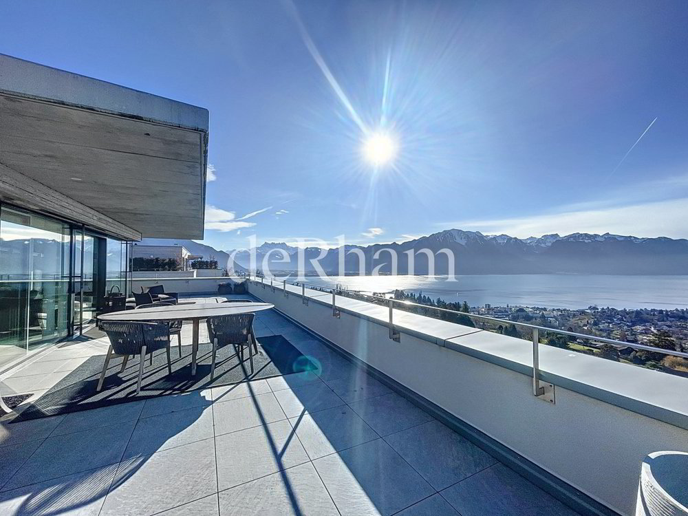 4 rooms Apartment to buy in Chamby - image 1/8