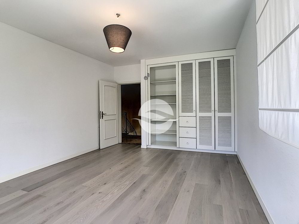 6 Zimmer Haus zu vermieten in Commugny - Bild 1/13