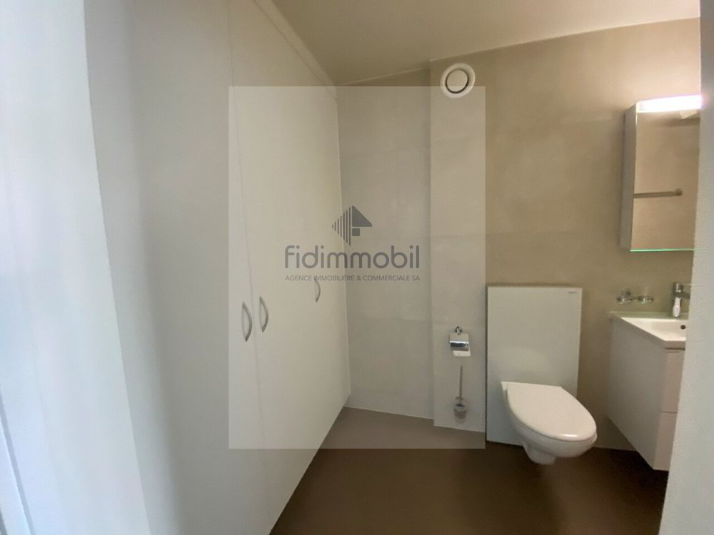 2 Zimmer Wohnung zu vermieten in La Chaux-de-Fonds - Bild 1/6