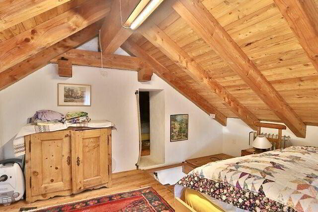 Casa di 7 locali in vendita a Verdasio - immagine 1/13