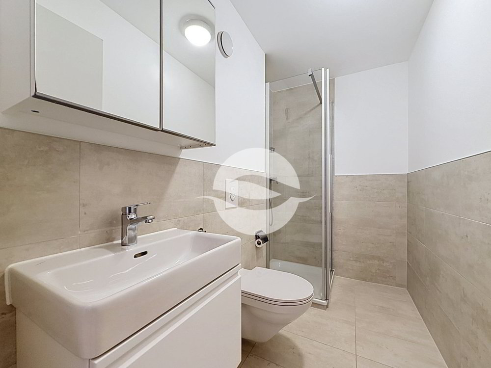 5 rooms House for rent in Chavannes-des-Bois - image 1/13