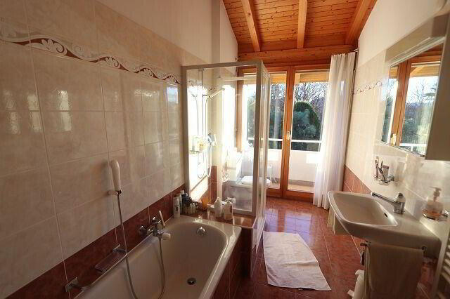 Casa di 4 locali in vendita a Astano - immagine 1/13