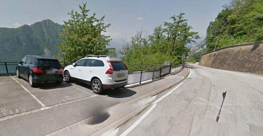 null rooms Land to buy in Bissone - image 1/9