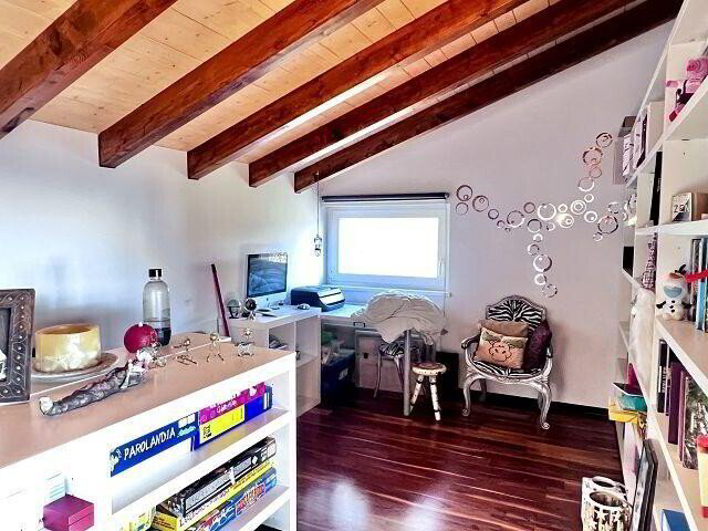 5 rooms House to buy in Miglieglia - image 1/13