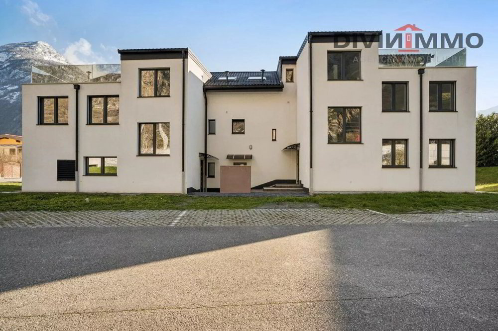 Appartamento di 4 locali in vendita a Martigny - immagine 1/11
