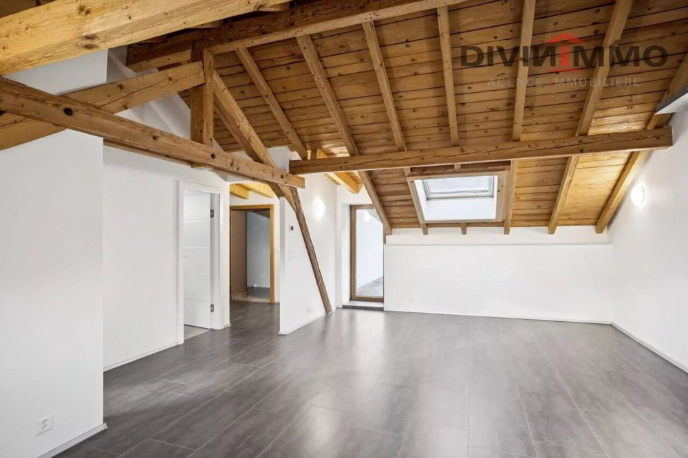 4 rooms Apartment to buy in Martigny - image 1/10