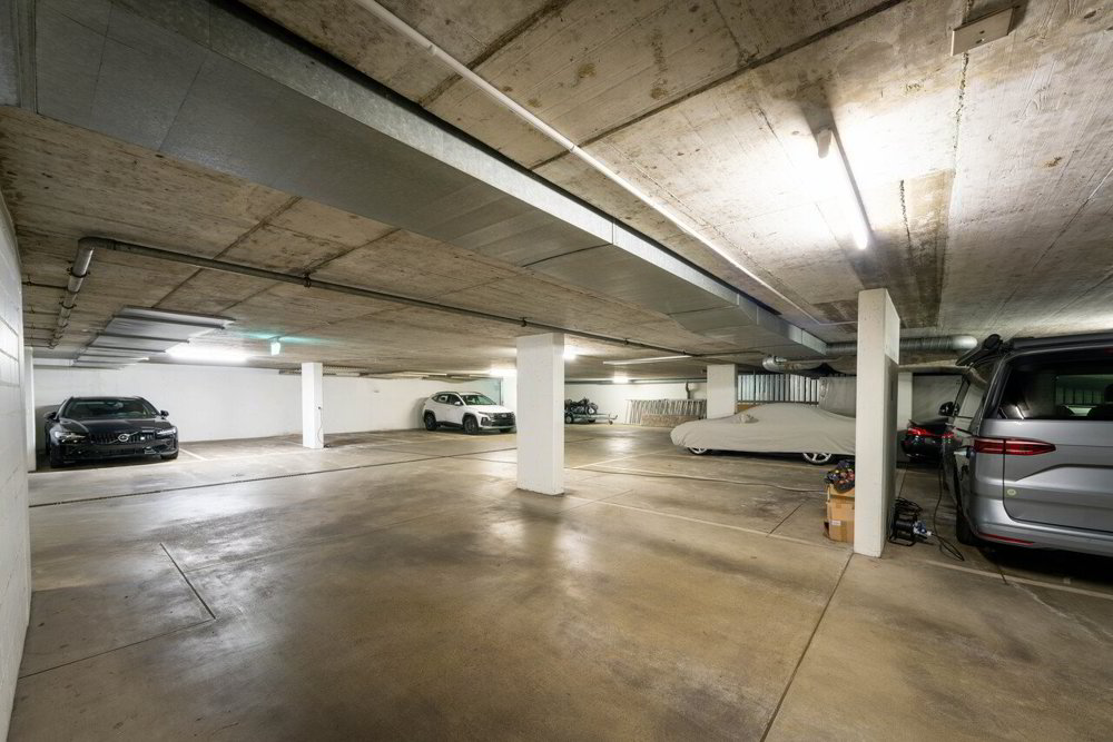 null rooms Office & Commercial for rent in Münchenstein - image 1/9