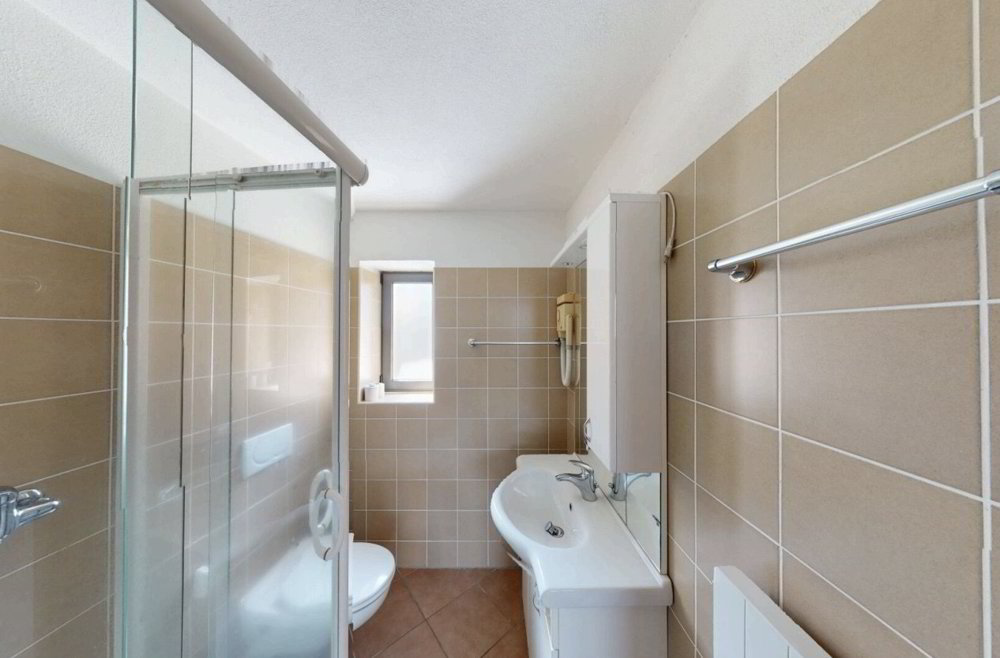 null Zimmer Haus zum verkaufen in Gerra (Gambarogno) - Bild 1/13