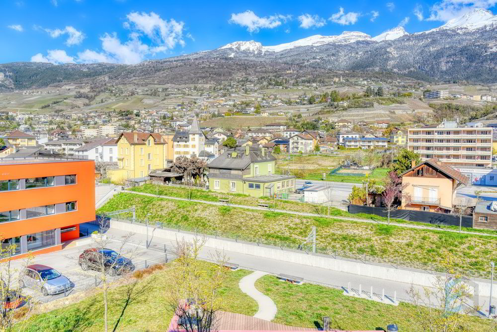 Appartement 4 pièces à acheter à Sierre - image 1/13