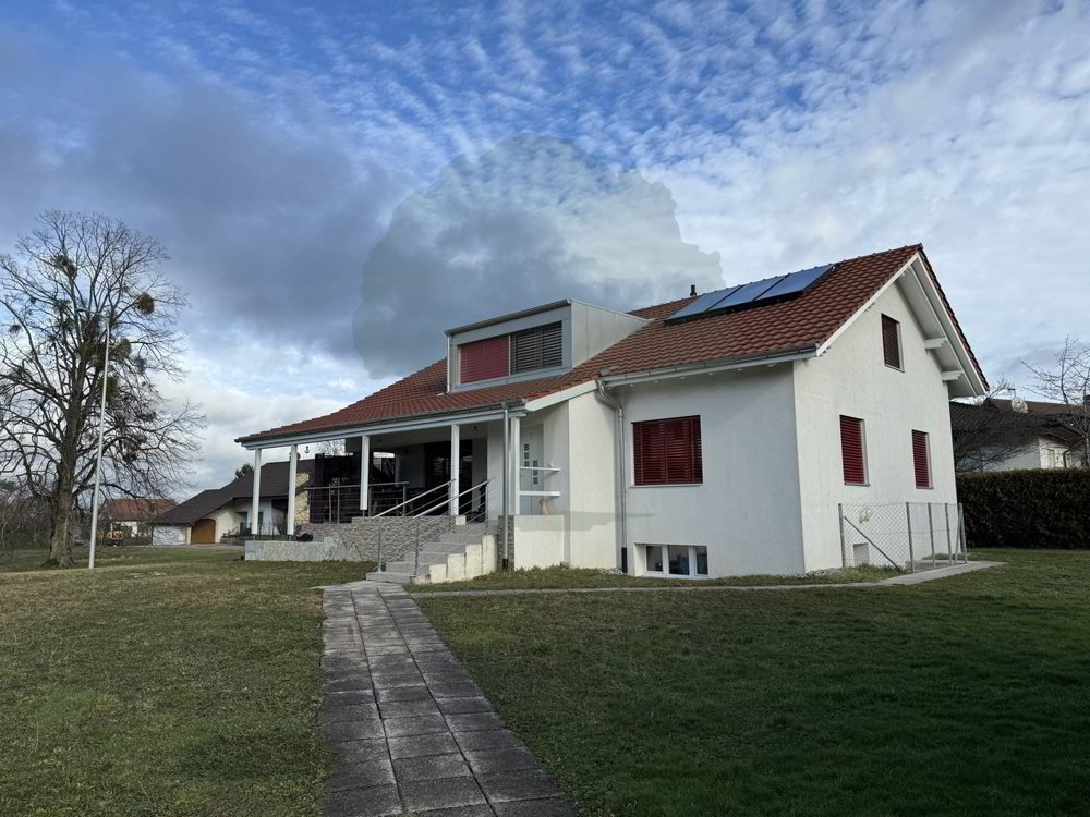 Casa di 7 locali in vendita a Cornol - immagine 1/13