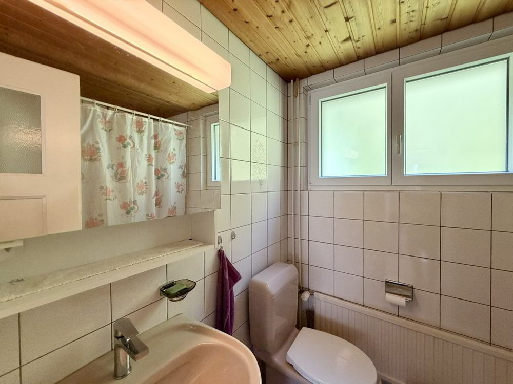 null Zimmer Haus zum verkaufen in Moutier - Bild 1/13