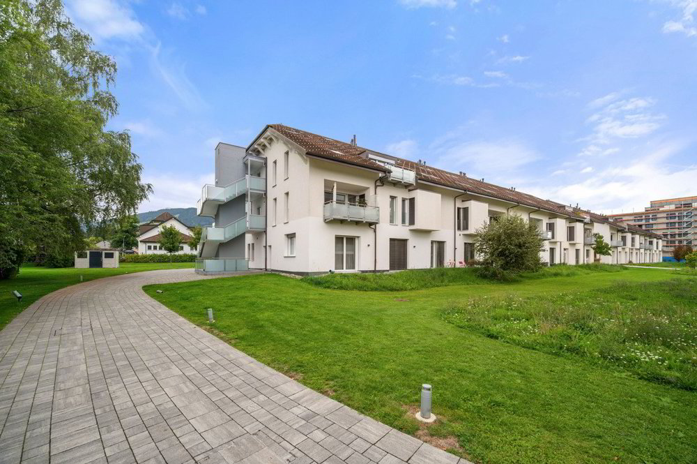 4 rooms Apartment to buy in Bulle - image 1/10