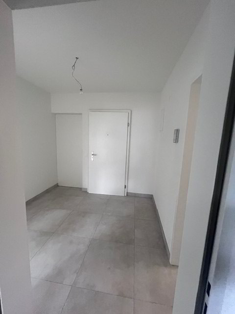 2 Zimmer Wohnung zu vermieten in Ascona - Bild 1/8