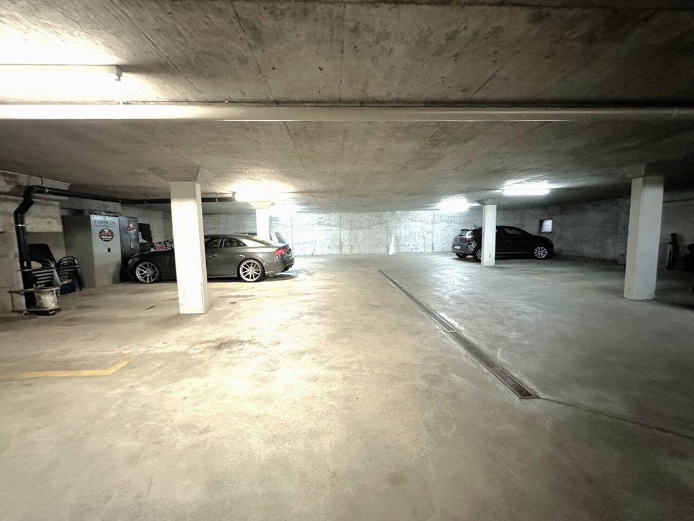 null Zimmer Parkplatz, Garage zu vermieten in Künten - Bild 1/1