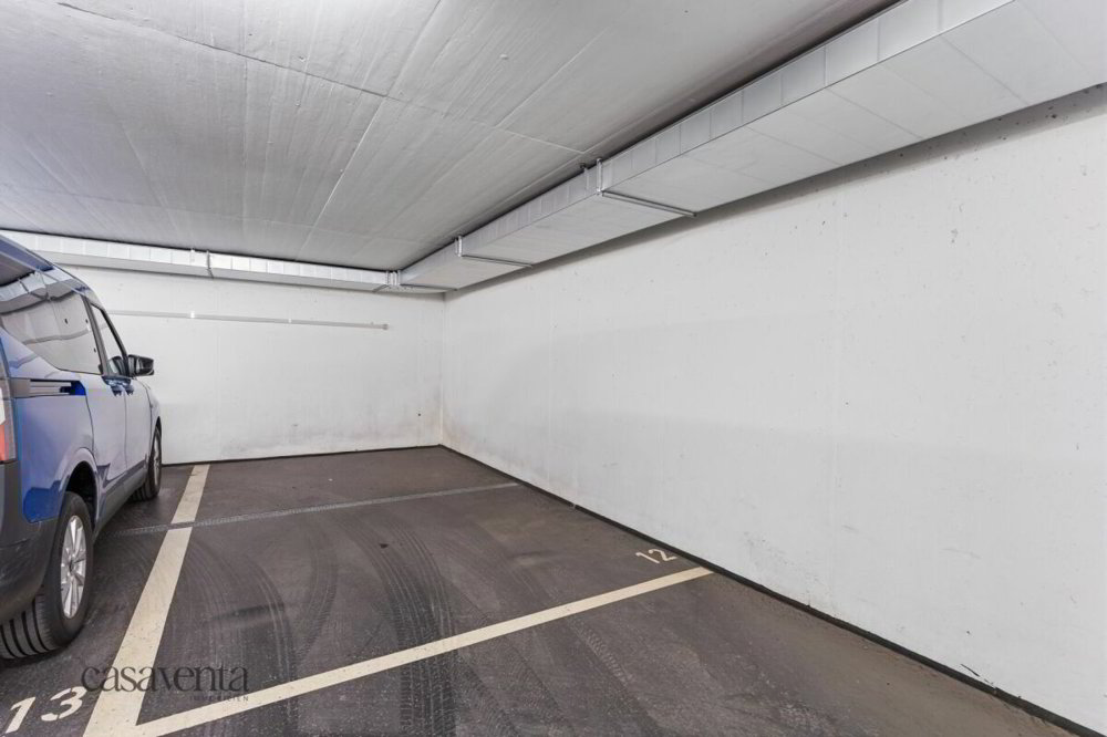 null rooms Car park, garage to buy in Beromünster - image 1/3