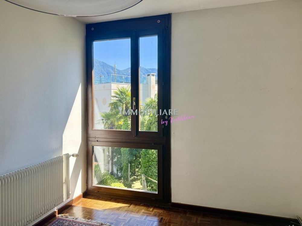 4 rooms Apartment to buy in Muralto - image 1/13