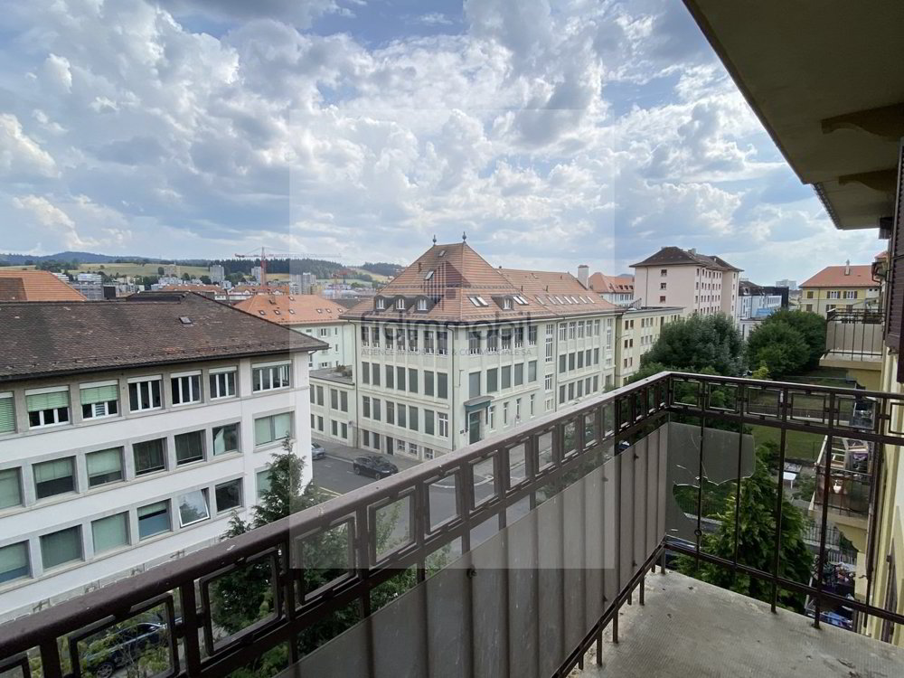 3 Zimmer Wohnung zu vermieten in La Chaux-de-Fonds - Bild 1/9