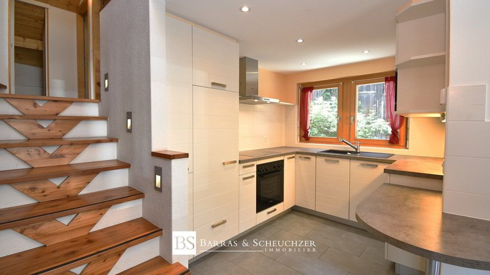4 rooms Apartment to buy in Chalais - image 1/13