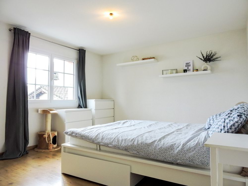 4 rooms Apartment to buy in Bouveret - image 1/13