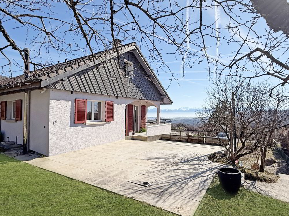 8 Zimmer Haus zum verkaufen in St-George - Bild 1/13