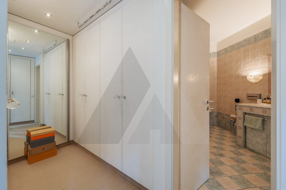 Appartement 4 pièces à acheter à Bissone - image 1/13