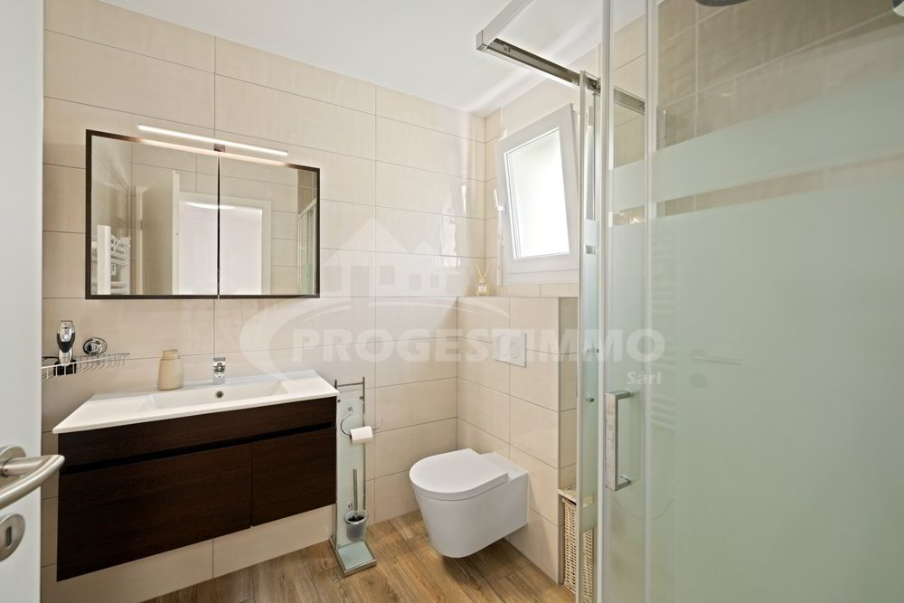 Maison 5 pièces à acheter à Charrat - image 1/13