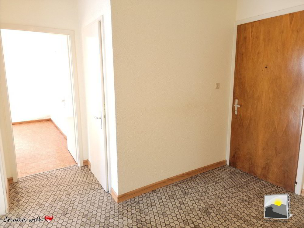 3 rooms Apartment to buy in Sierre - image 1/13