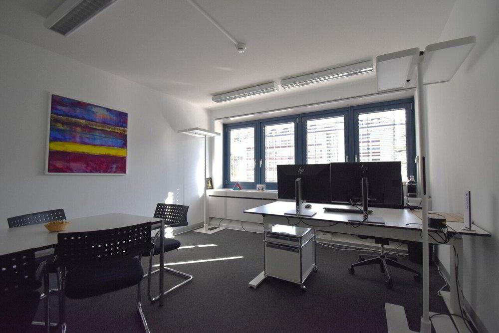 Bureau & Commerce 5 pièces à louer à Sion - image 1/5