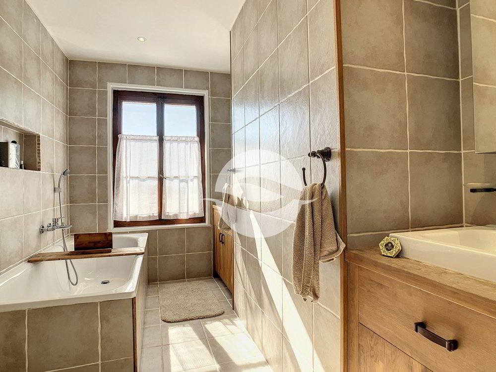 4 Zimmer Haus zu vermieten in Chavannes-de-Bogis - Bild 1/13