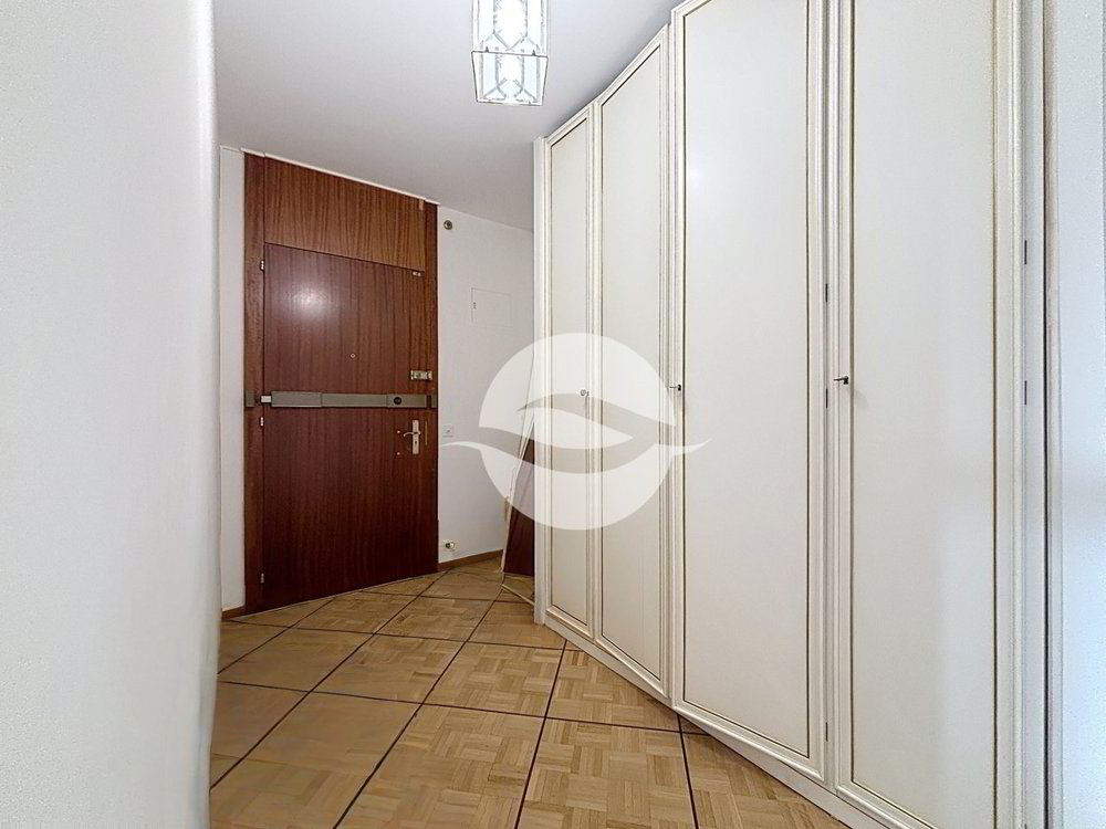 4 rooms Apartment for rent in Genève - image 1/9