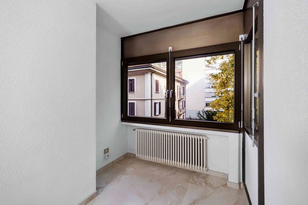 4.5 rooms Apartment to buy in Lugano - image 1/13