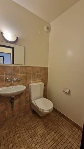 Appartement 3 pièces à louer à Carouge GE - image 1/8