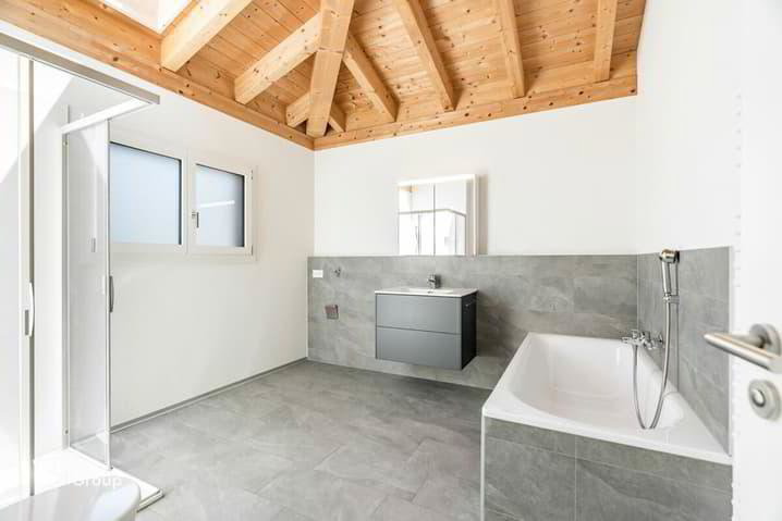 5.5 Zimmer Haus zum verkaufen in Gamsen - Bild 1/13