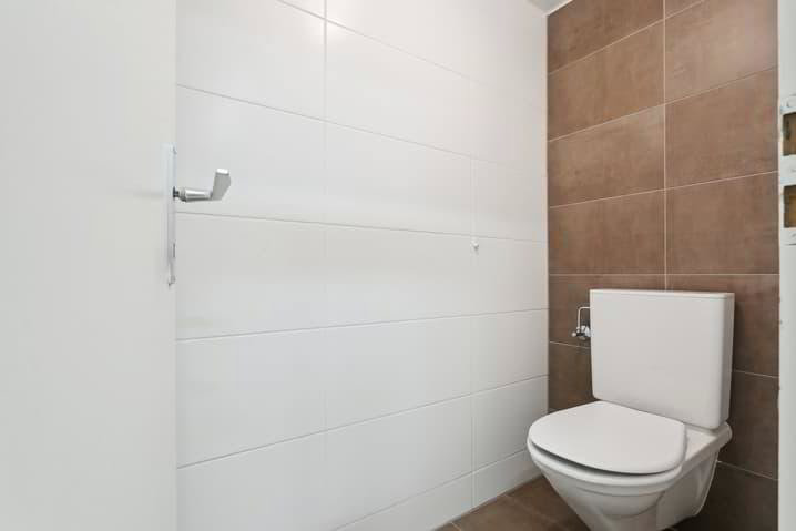 null Zimmer Büro zu vermieten in Losanna - Bild 1/9