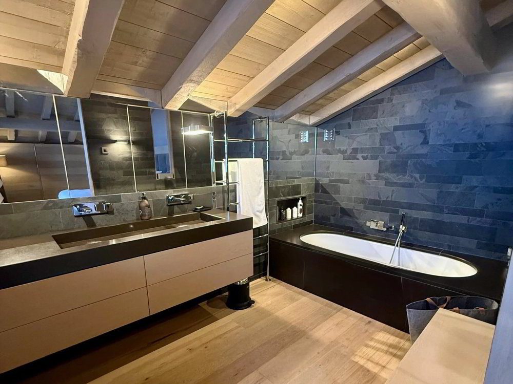 Casa di 5 locali in vendita a Giswil - immagine 1/5