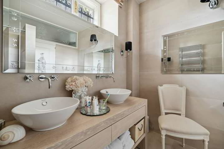 Casa di 10.5 locali in vendita a Montreux - immagine 1/13